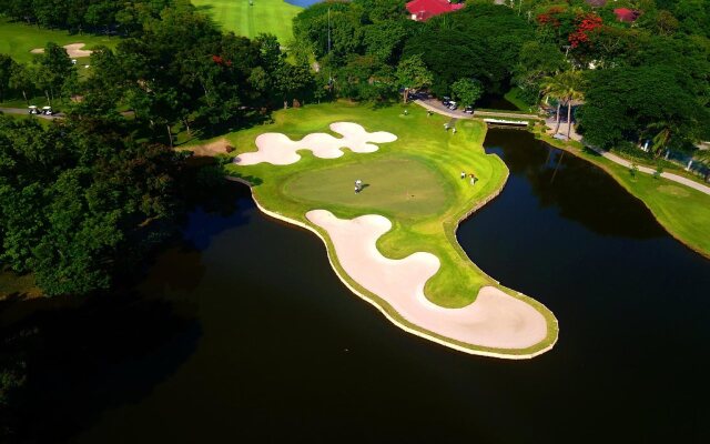 Eastin Thana City Golf Resort Bangkok