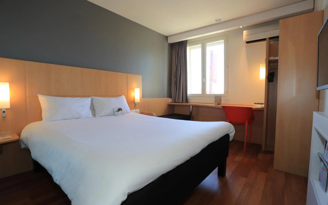 ibis Aurillac