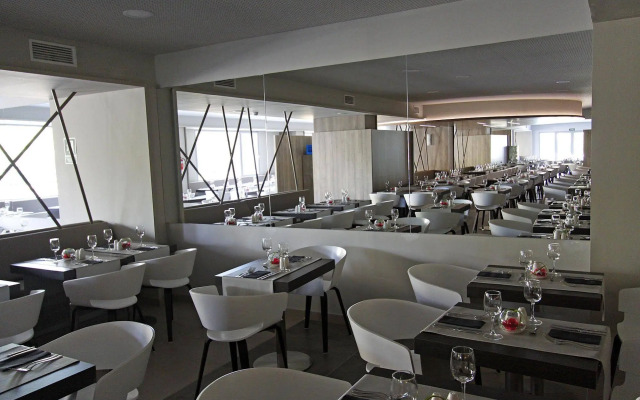 BG Hotel Tonga Tower