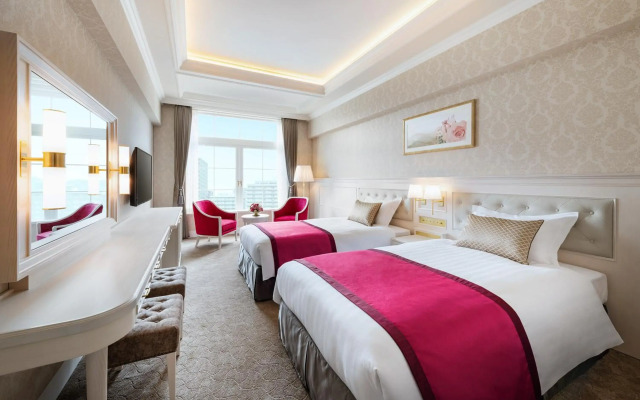 Takarazuka Hotel