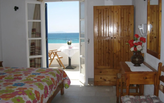 Aronis Plaka Naxos