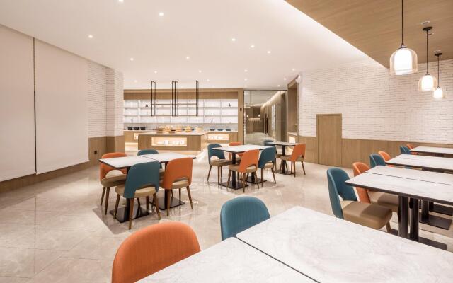 Hanting Hotel Liyang Tianmu Lake Wuyue Plaza