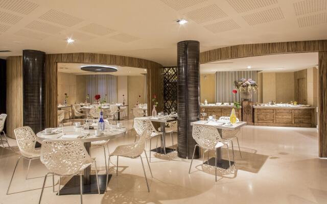 Hotel Banke Opera, Autograph Collection
