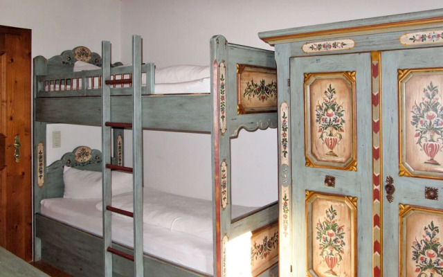 Burg Biedenegg mit Schlosscaf Flie