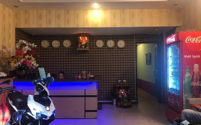 Oyo 627 Long Son Hotel