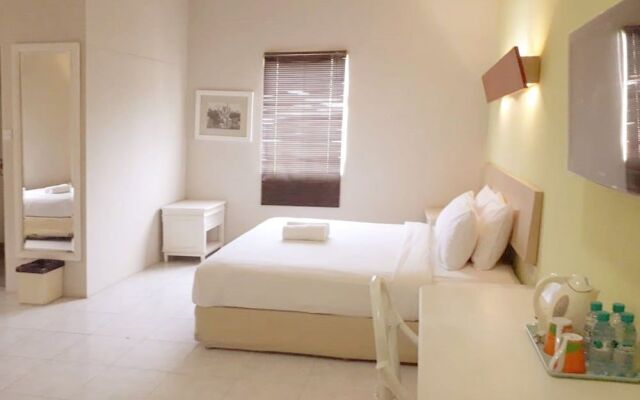 OYO 2253 The Sunrise Sanur