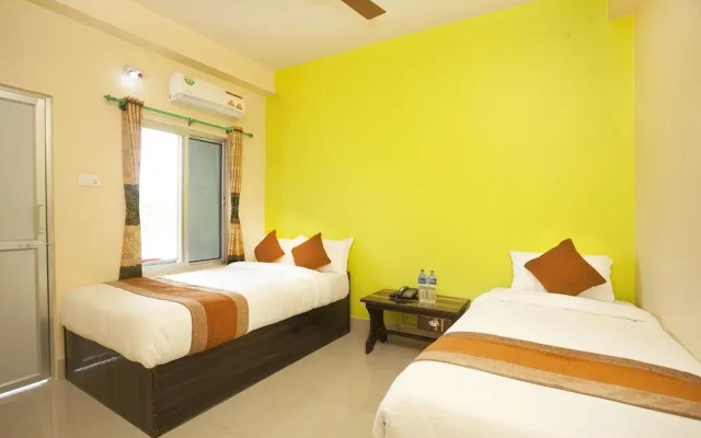OYO 473 Hotel Jungle Palace