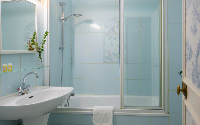 Hôtel des Grandes Ecoles