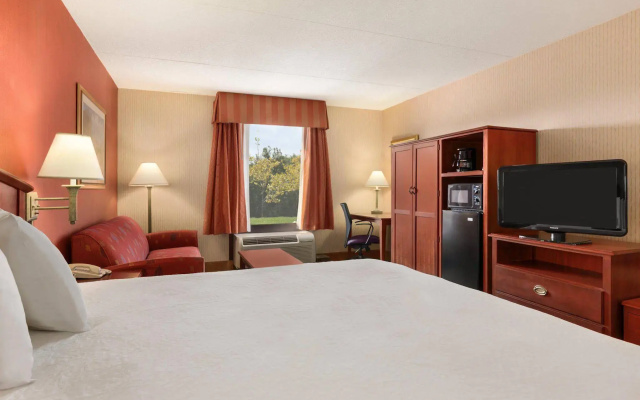 Hampton Inn by Hilton Harrisburg West