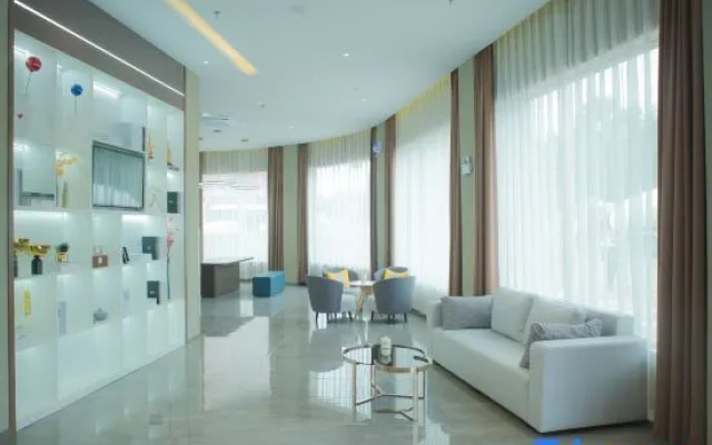 Homeinn Hotel (Anqing Huaining County Xin'an Road)