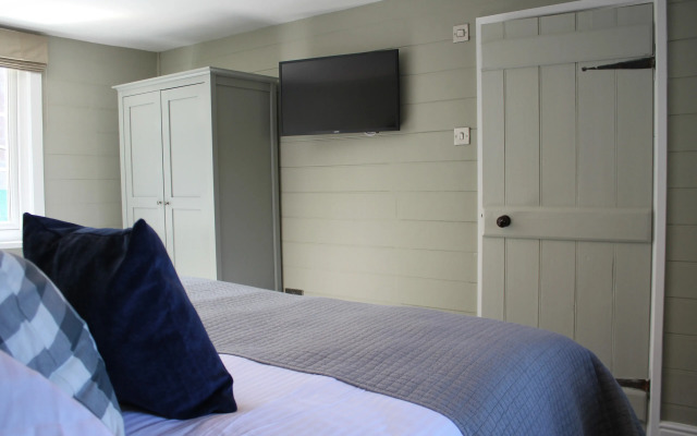 The Five Pilchards Inn