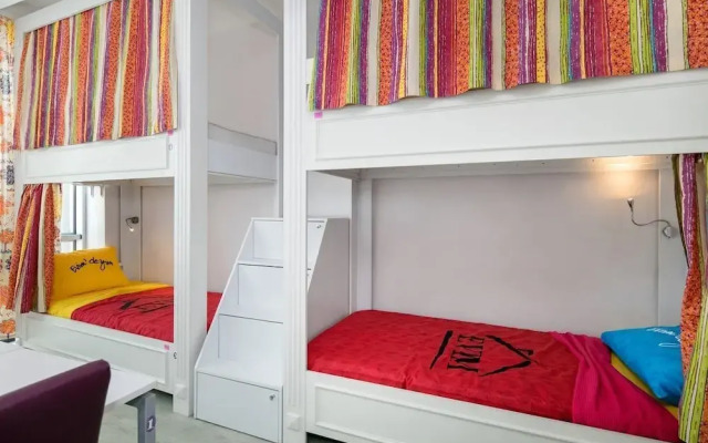 Evim Hostel Kadikoy