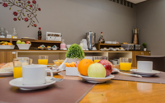Altezza Apart Suites Hotel