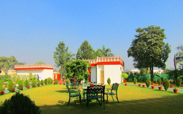 Aapno Ghar Resort