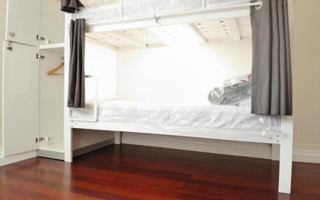 Bruma Hostel