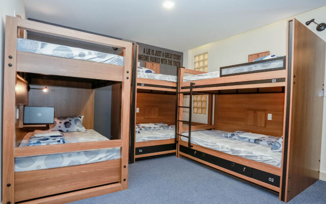 Barneys Danang Backpackers House