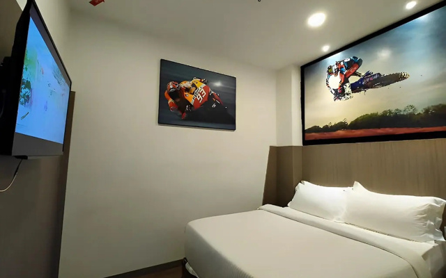 Hype Motorsports Hotel, Kuala Lumpur International Airport – Guest Rooms – Nilai