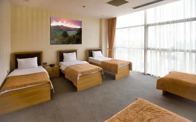 Riva Hotel