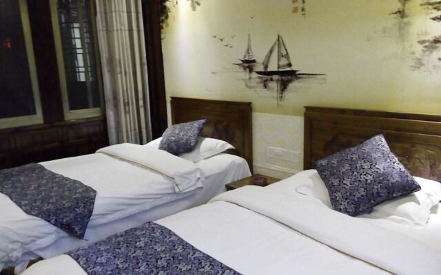 Zhouzhuang Shuangqiao Jubaoxuan Linhetingyuan Inn