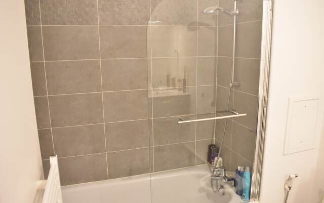 Charming Apartment in Gambetta, Ménilmontant