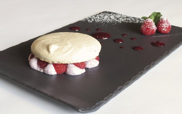 Crowne Plaza Lyon - Cité Internationale by IHG