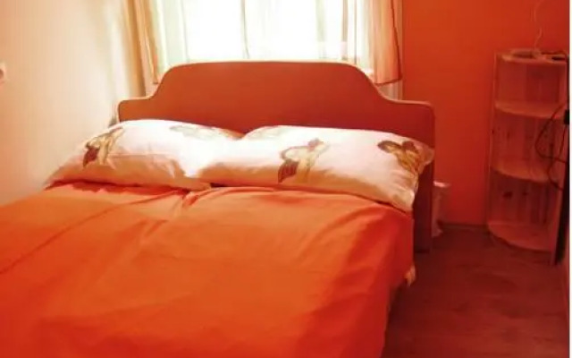 Mandy Hostel