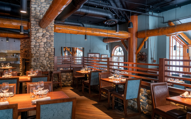 Banff Caribou Lodge and Spa