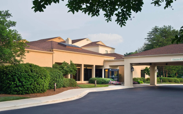 Courtyard by Marriott Charlotte Southpark