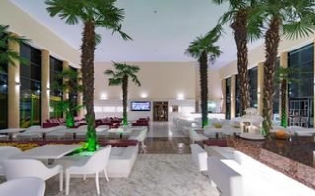 Perla Beach Club