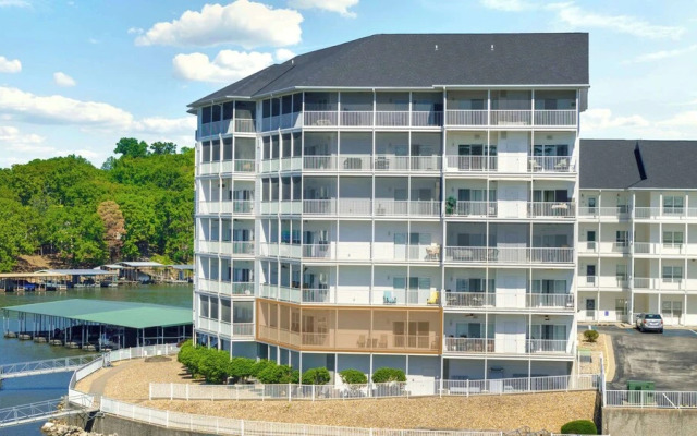 Seascape Cove Waterfront!