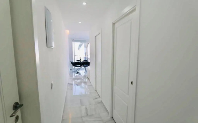 First Line Puerto Banus Harbour, 3 bedroom Luxury Apartment, Marbella