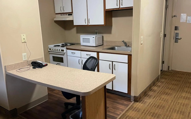 Sonesta Simply Suites Memphis