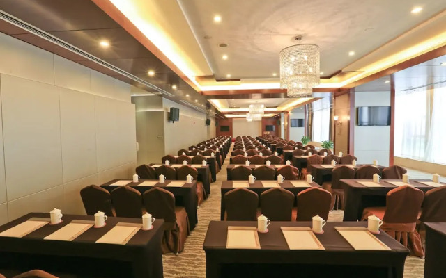 Taoyuan Jiari Jiudian