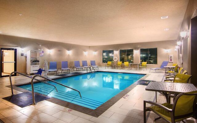 Best Western Lindsay Inn & Suites