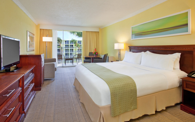 Holiday Inn Resort Aruba - Image 5