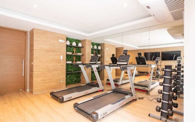 Modern Apts Pool Gym BBQ Simply Comfort