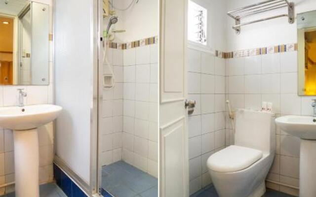 OYO 137 Residencia RSY Condotel