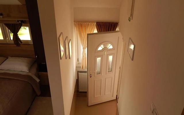 Studio apartman Lakasa
