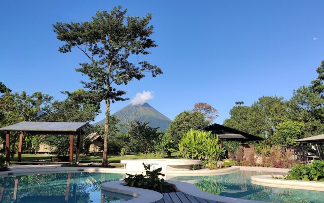 Arenal Glamping