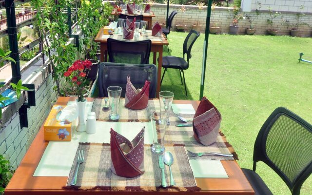 Golden Rose Guest House