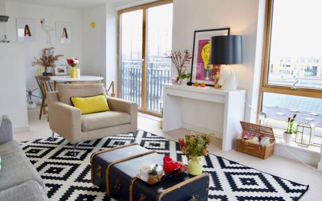 Iconic 2 Bedroom Flat In Broadway Market