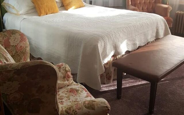 1922 Starkey House Bed & Breakfast Inn