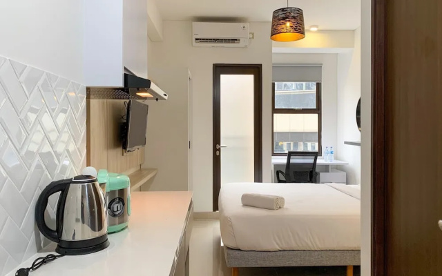 Elegant Studio At Transpark Cibubur Apartment Near Shopping Mall – Guest Rooms – Depok