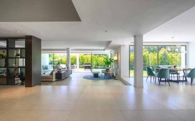 2244 - Modern Villa Puerto Banus