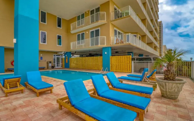 Grandview East by Royal American Beach Getaways