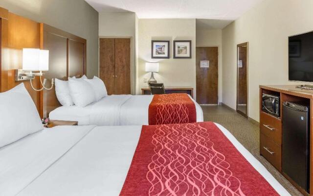Comfort Inn Lancaster  Rockvale Outlets