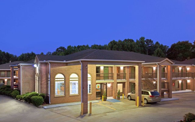 Super 8 by Wyndham Acworth/Atlanta Area