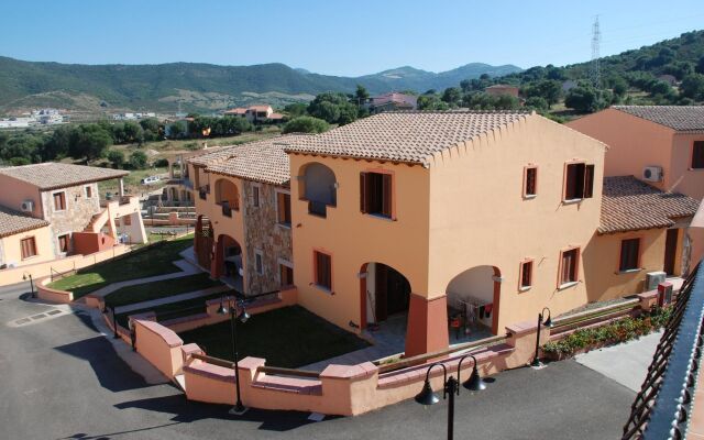 Albergo Residenziale Li Troni