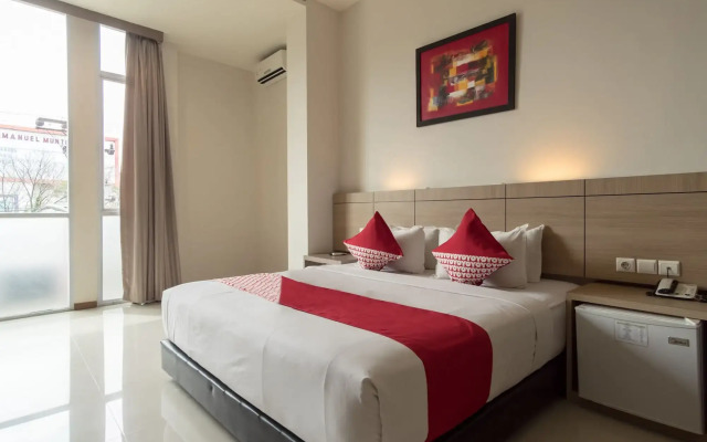 Putra Mulia Hotel