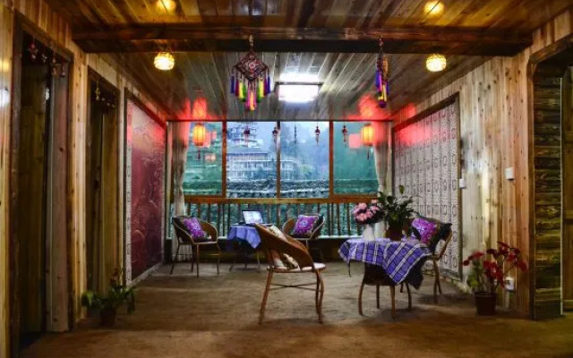 Xijiang Qianhu Miaozhai Maicheng Inn